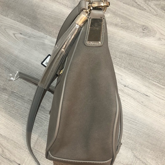 NWT Guess Crossbody Bag Grey - Picture 13 of 16